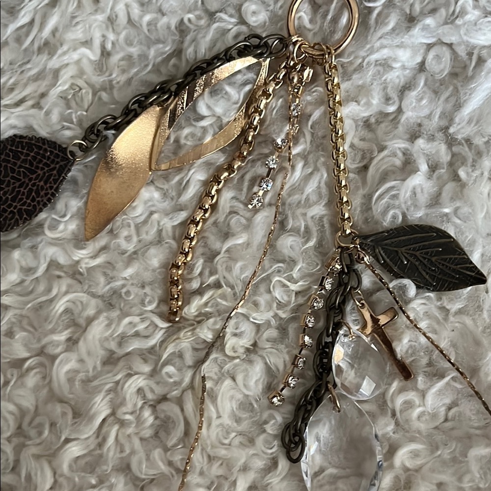 Boho Multi-Color Leaf Pendant Necklace - Picture 5 of 5